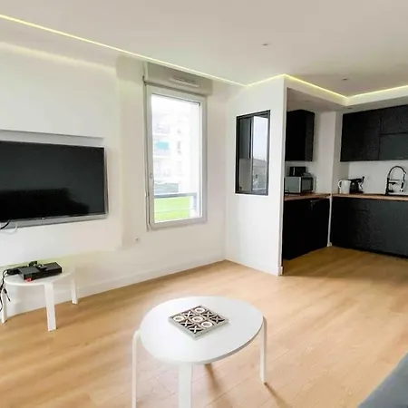 Secret In Apartment Toulouse