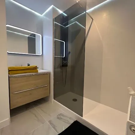 Secret In Apartment *
